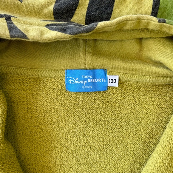 Tokyo Disney Resort All-Over Print Zip Hoodie Japan | Size 130 - Picture 6 of 7